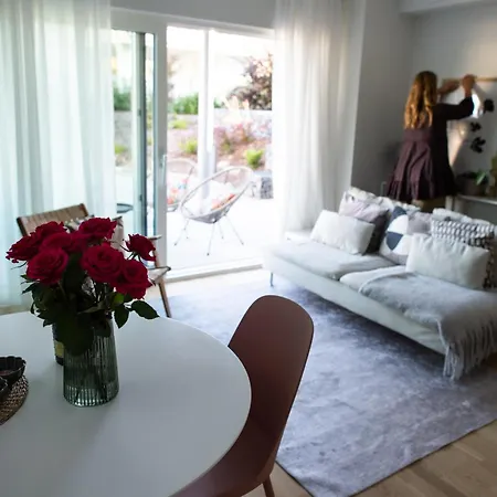 2 Bedroom Rose Charm - By Appartamento Kokkola (Karleby)