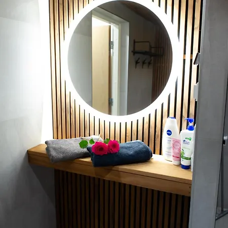 아파트 2 Bedroom Rose Charm - By