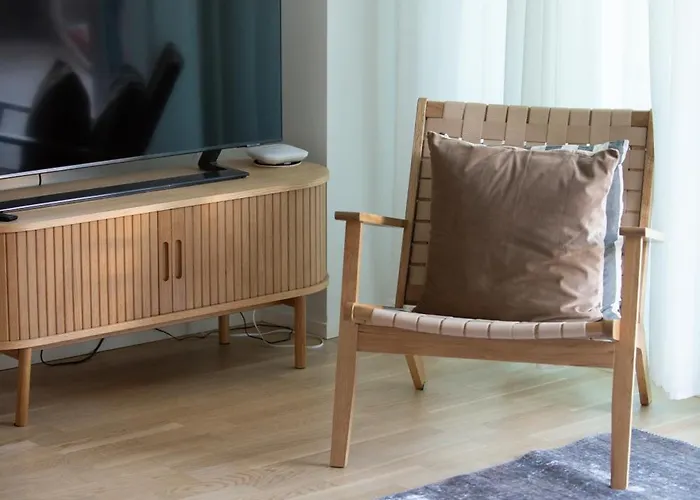 2 Bedroom Rose Charm - By Апартаменты *